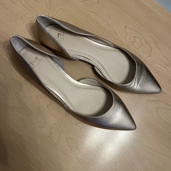 Marc Fisher rose gold flats - Picture 3 of 7
